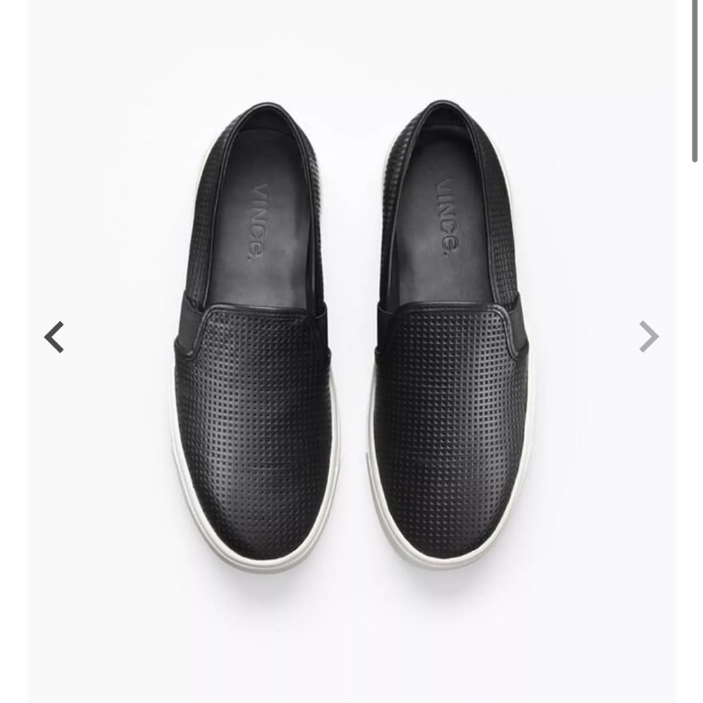 Vince. Blair slip on black sneaker (US 7)